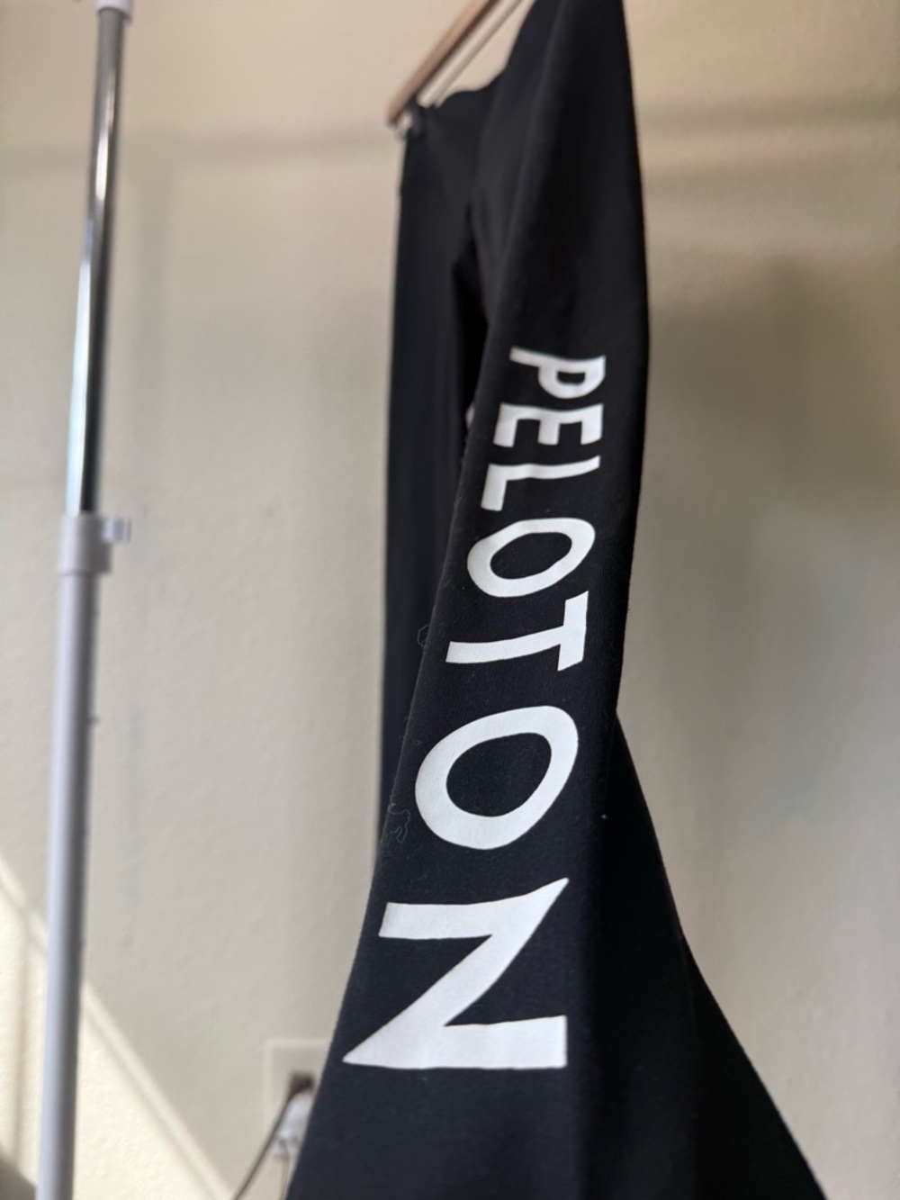 Peloton women’s Black Leggings with White Logo Down Leg
